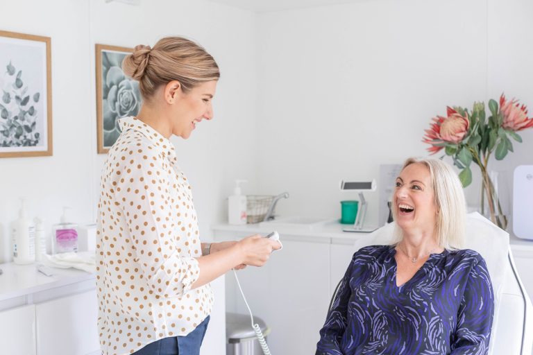 From Dull to Dazzling: Dr Roxi’s Recommended Treatments for Glowing Skin This Party Season